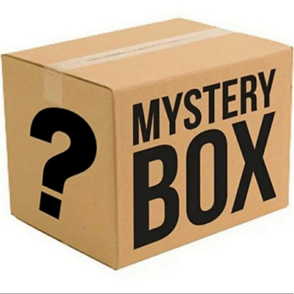 5 lb box Reseller Bundle Womens Purses Handbags Mystery Box Lot Bulk - Picture 2 of 2